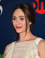 Anggun dan Seksi Emmy Rossum