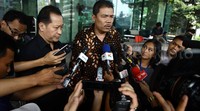 Pengacara OC Kaligis mengaku hingga saat ini belum tahu menahu soal materi perkara yang menjerat kliennya.