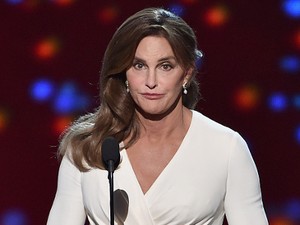 Caitlyn Jenner Ingin Operasi Kelamin Sebelum Pacaran dengan Pria