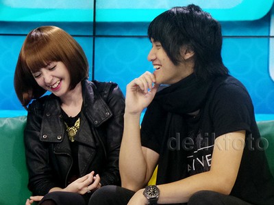 Aih, Kevin Aprilio dan Naomi Lagi Mesra-mesranya