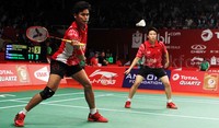 Tontowi/Liliyana bertanding melawan Rodion/Ekaterina di Istora, Senayan, Jakarta, Selasa (11/8/2015).