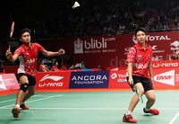 Tontowi/Liliyana memang baru bertanding di hari Selasa (11/8/2015) ini. Sebelumnya, pasangan yang ditempatkan sebagai unggulan ketiga itu mendapatkan bye di babak pertama.