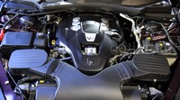 Maserati Quattroporte generasi keenam ini mengusung mesin V6 Twin-Turbo 3.0 liter, hasilnya mesin ini diklaim bakal memiliki tenaga hingga 330 tenaga kuda.