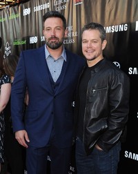 Di penampilan perdana pasca diisukan menjalin hubungan dengan Christine Ouzounian yang menjadi pengasuh anak-anaknya, Ben juga ikut bergabung bersama aktor Matt Damon. Angela Weiss/Getty Images/detikFoto.