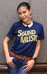 Meski hanya tampil satu kali dari total 16 kali show, Olga mengaku sangat bangga dan terharu bisa diajak bermain. Pool/Palevi S/detikFoto.