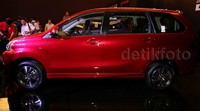 Dari sektor eksterior, Grand New Avanza dan Grand New Veloz memiliki penampilan yang lebih kokoh, canggih dan sporty.