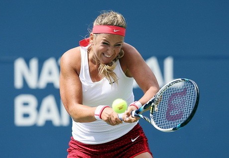 Azarenka Lewati Babak Pertama