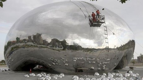Tiongkok Bantah Plagiat Patung Karya Anish Kapoor