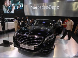 Pajak Bea Masuk Naik, Ini Langkah Mercedes-Benz