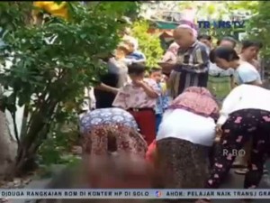 Seorang Ibu di Tambora Melahirkan di Jalanan