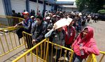 Ribuan Orang Daftar Jadi Go-Jek di Senayan