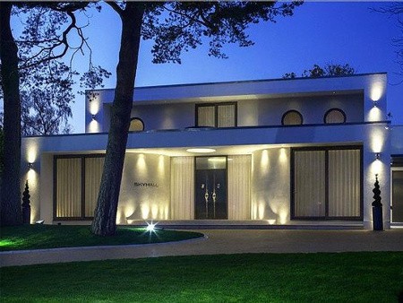 Gagal Nikah, Zayn Malik dan Perrie Edwards Jual Rumah Bersama Rp 96,5 M