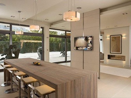 Gagal Nikah, Zayn Malik dan Perrie Edwards Jual Rumah Bersama Rp 96,5 M