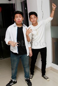 Kiki dan Bastian temu kangen. Pool/Gus Mun/detikFoto.