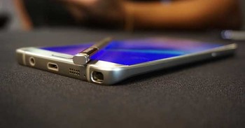 S Pen masih jadi andalan Galaxy Note 5.