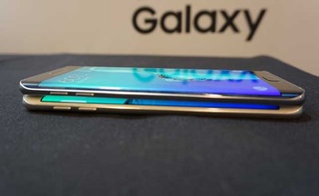 Bisa dilihat layar lengkung di Galaxy S6 Edge+.