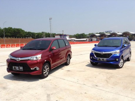 Konsumsi Bbm Avanza Dan Veloz Di Tol Cipali 10 13 Km Per Liter