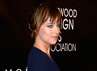 Gaya Simpel nan Elegan ala Dakota Johnson Gaya Simpel nan Elegan ala Dakota Johnson