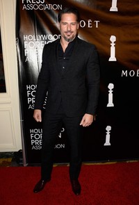 Joe Manganiello tampak gagah. Frazer Harrizon/Getty Images/detikFoto.