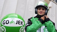 Maya tertarik bergabung di Go-Jek untuk mendapatkan penghasilan lebih besar.