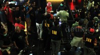 BNN melakukan razia di 4 lokasi hiburan malam.