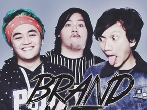 Brand New Eyes Ditinggal Sang Vokalis