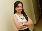 Karina Salim Cantik Tampil Chic