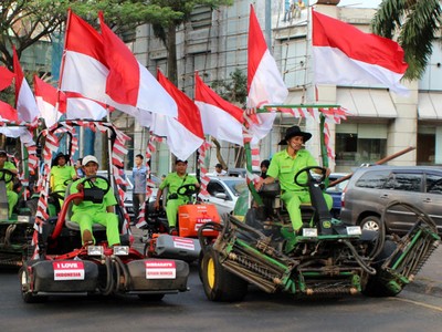 Parade HUT ke-70 RI