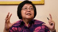 Saya dapat informasi Pak Din diundang sebagai tokoh agama akan bicara di forum dunia tentang lingkungan dan perubahan iklim. Karena itu saya merasa perlu menjelaskan kepada beliau apa yang sedang kita persiapkan dan apa yang sedang kita lakukan dan visi pemerintah ke depan, kata Siti Nurbaya dalam pertemuan di kantor CDCC Jl Kemiri, Jakpus, Sabtu (15/8/2015).