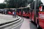 Ada Parade Tauhid, Puluhan Bus TransJakarta Tertahan