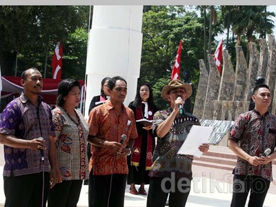 Jemaat GKI Yasmin Dan HKBP Filadelfia Gelar Ibadah Minggu di Tugu Proklamasi