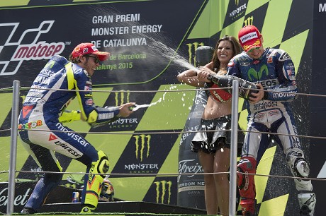 Poin Sama dengan Lorenzo, Rossi: Ini Luar Biasa
