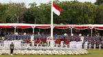 Upacara Penurunan Bendera Merah Putih di Istana