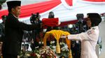 Upacara Penurunan Bendera Merah Putih di Istana