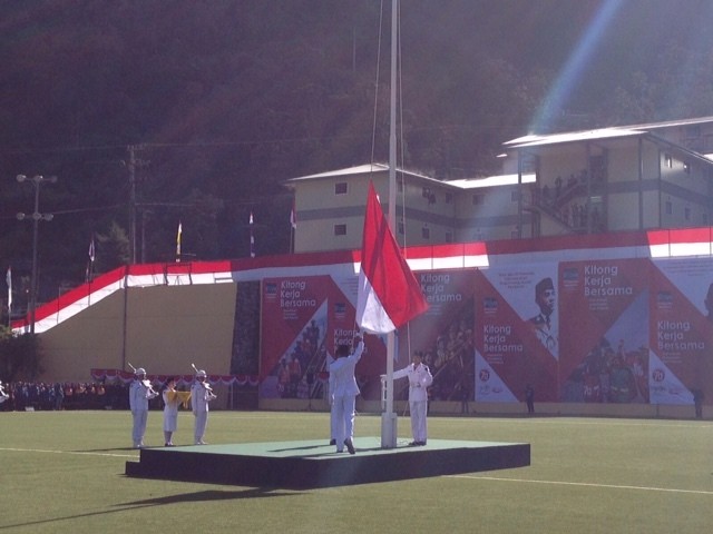 Upacara Bendera di Tambang Emas Freeport Ketinggian 2.000 Mdpl
