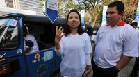 Rini mengaku sudah pernah menaiki angkutan beroda 3 ini.
