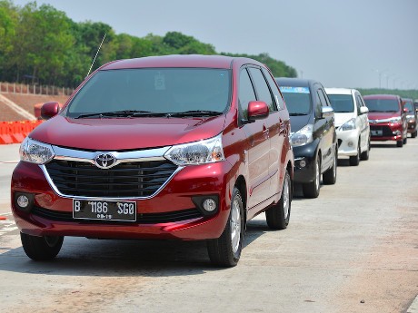 Pertaruhan Si Mobil Sejuta Umat, Toyota Avanza dan Veloz