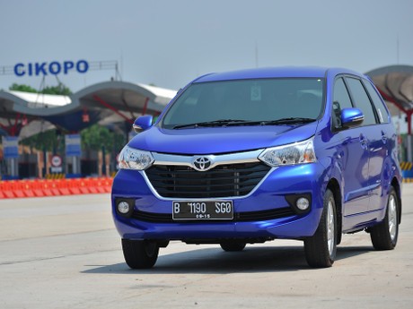 Pertaruhan Si Mobil Sejuta Umat, Toyota Avanza dan Veloz