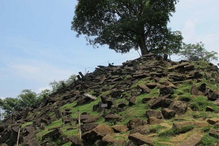 Ikuti Jejak Borobudur, Situs Gunung Padang Akan Didaftarkan Sebagai Warisan Dunia
