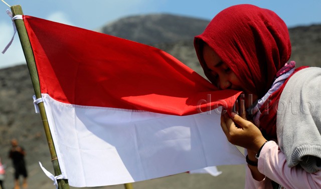 87+ Gambar Anak Mengibarkan Bendera Merah Putih 87+ Gambar Anak Mengibarkan Bendera Merah Putih