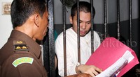 Nama Robbie Abbas mencuat ketika Polres Jaksel membekuknya beberapa waktu lalu dengan tuduhan menjadi muncikari sejumlah artis. Tak tanggung-tanggung, artis yang ditawarkan Robbie bernilai puluhan juta rupiah untuk kencan short time. Lamhot Aritonang/detikFoto.