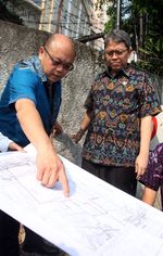Triwisaksana Tinjau RS Sumber Waras
