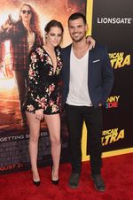 Kristen Stewart dan Taylor Lautner Reunian