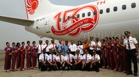 Pesawat ke-150 ini berwarna dasar putih dan bertuliskan 150th Boeing Next-Generation 737 di bagian belakang.