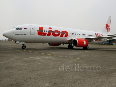 Pesawat Boeing 737 ke-150 Lion Air