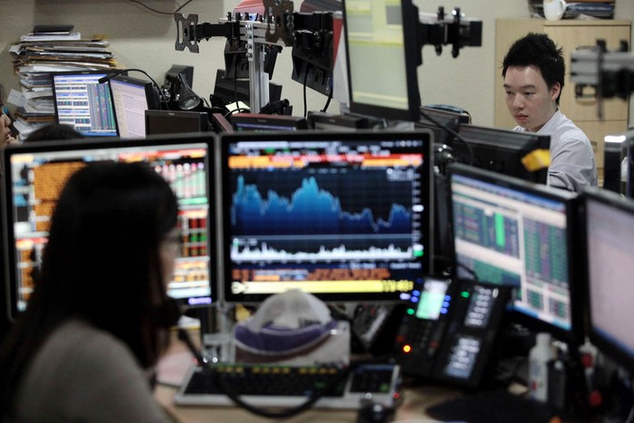 Melemah 8 Poin, IHSG Hampir Lengser Dari 4.500