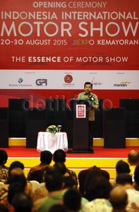 Mengenai komitmen pemerintah dalam mendukung program kendaraan ramah lingkungan, Wapres JK mengatakan pemerintah sudah melaksanakan kebijakan itu.