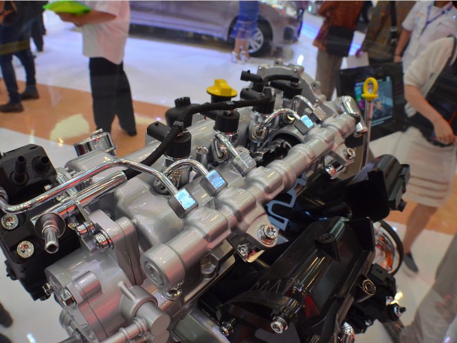 Makin Malam, Suasana GIIAS Kian Semarak