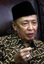 Hamzah Haz Isi Hari Tua dengan Mengejar Akhirat
