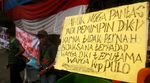 Warga Kampung Pulo Menolak Digusur